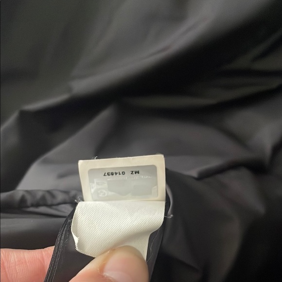 The North Face Black Puffer Jacket - Picture 9 of 14